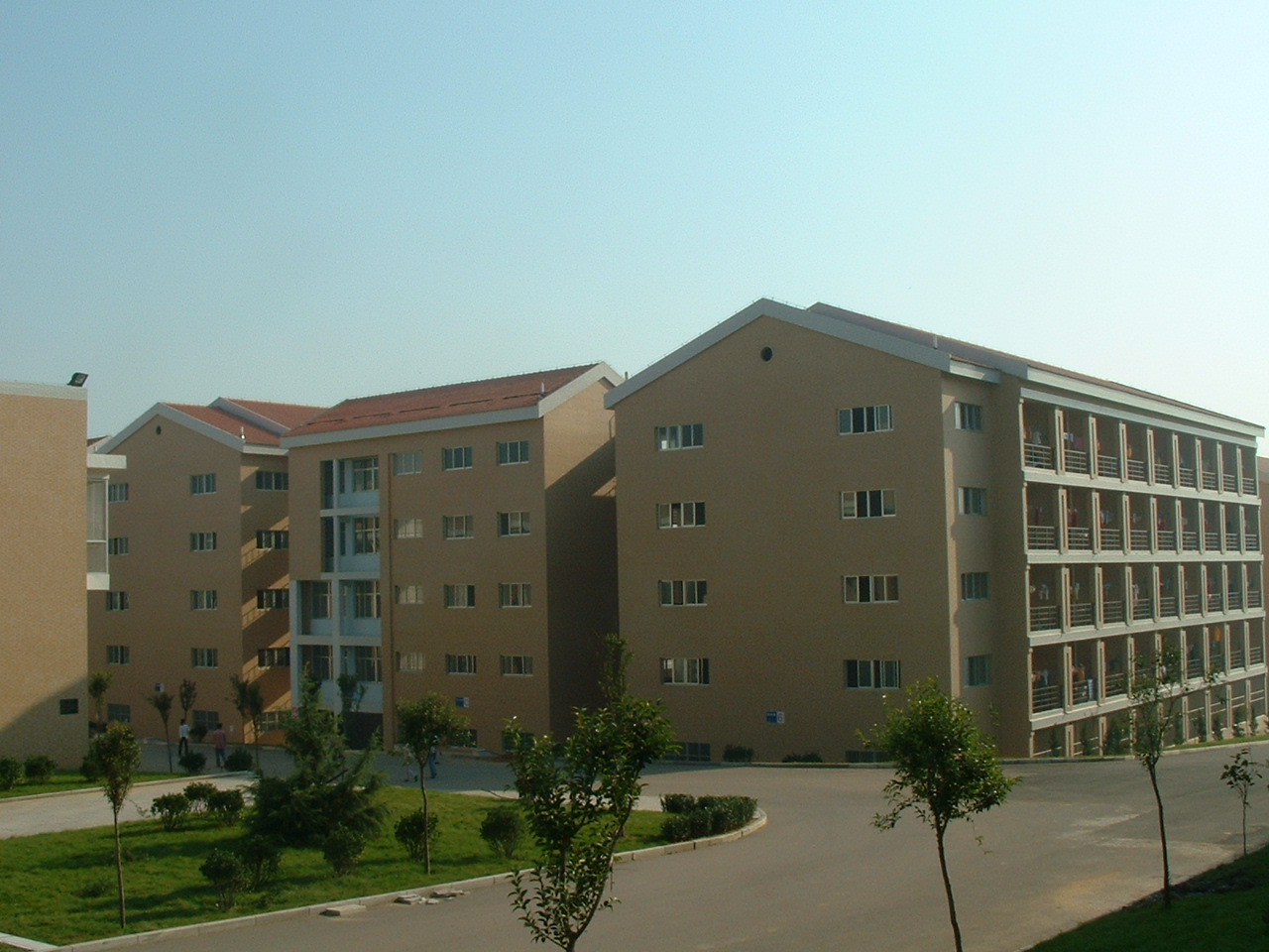 招远一中_招远一中网站_招远一中贴吧 | krystal