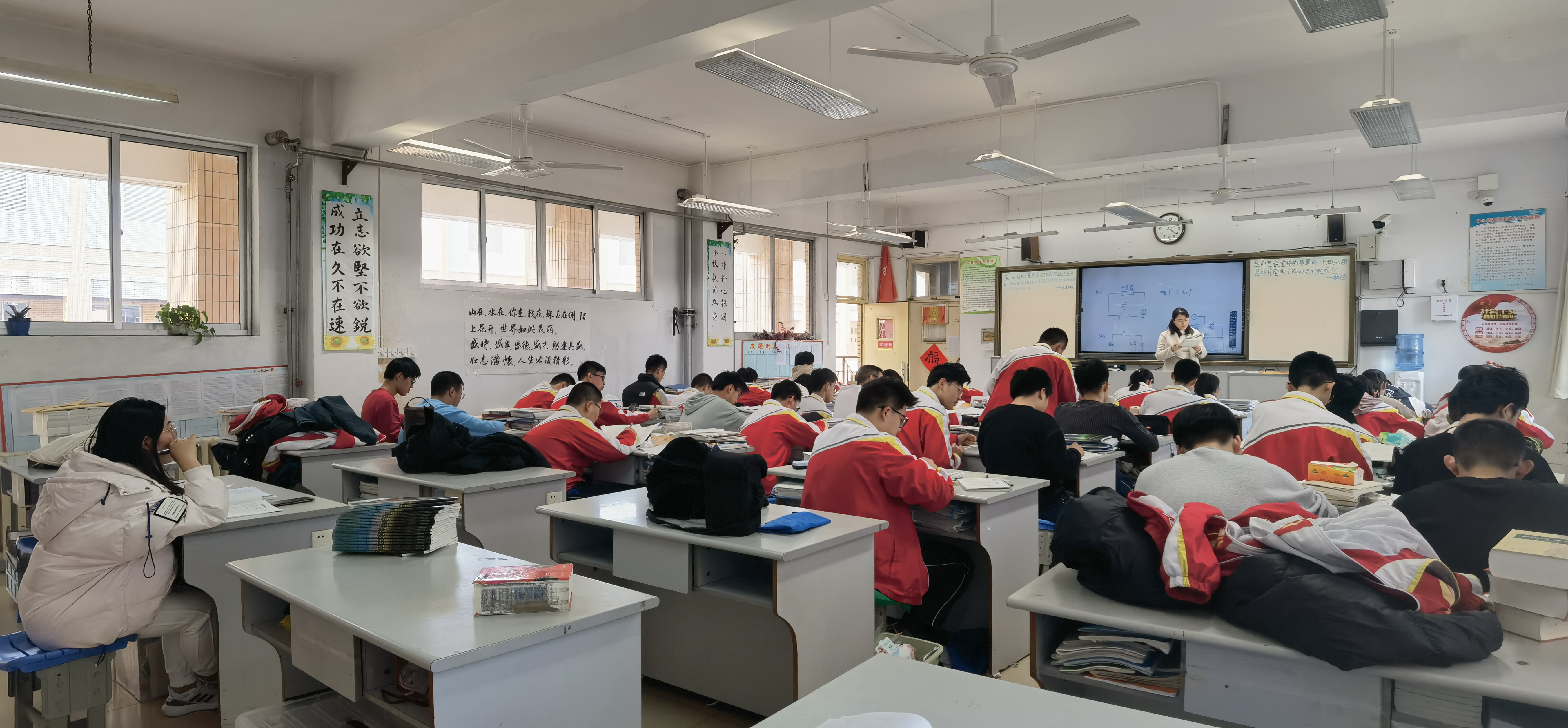 ����������������ʦ�Ŀ�